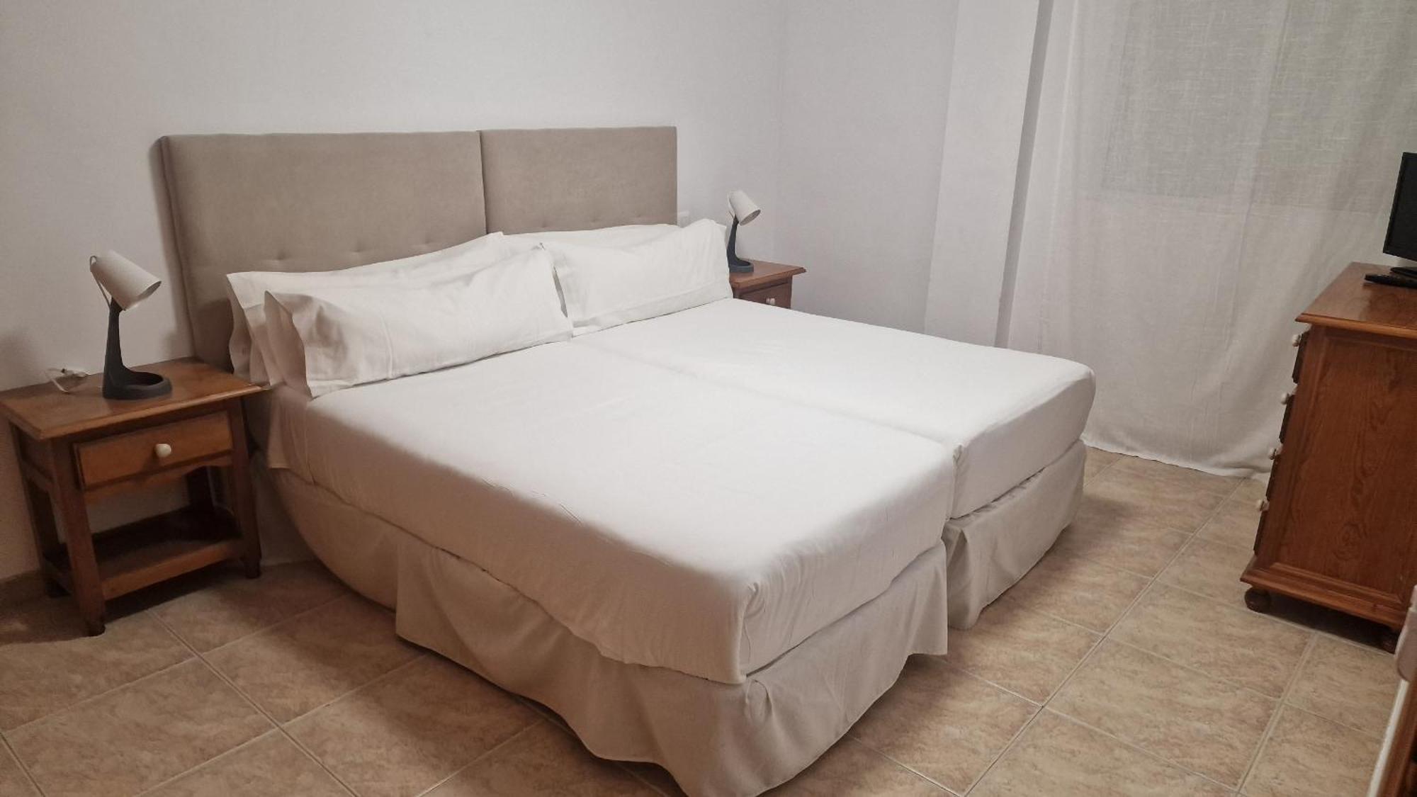 Apartamentos Latin Нерха Екстер'єр фото