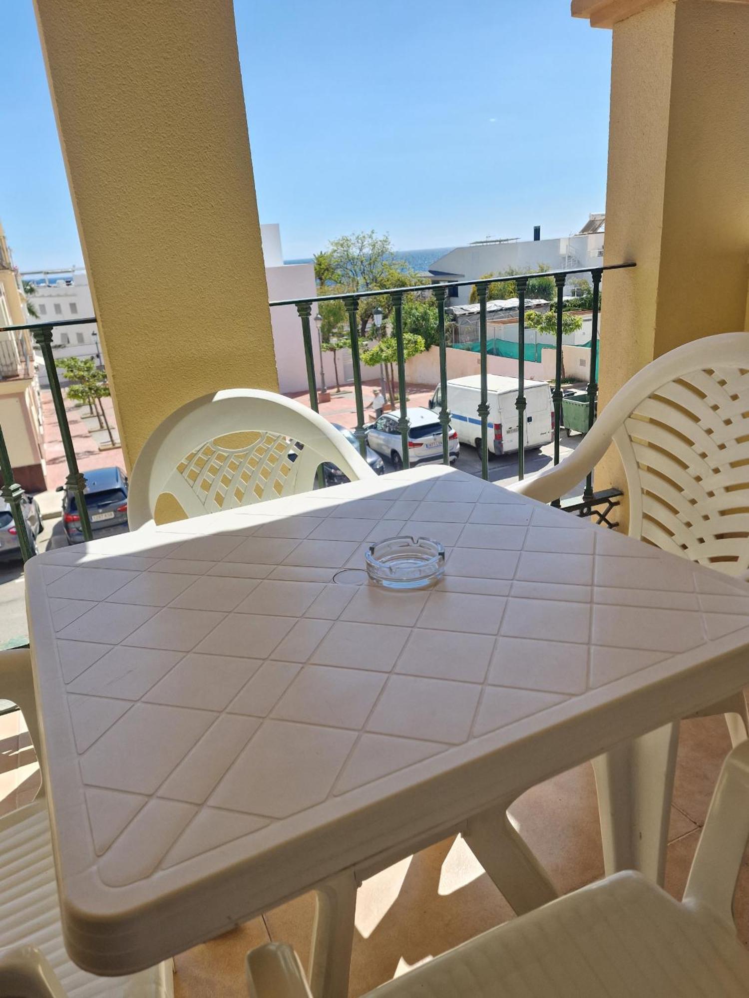 Apartamentos Latin Нерха Екстер'єр фото